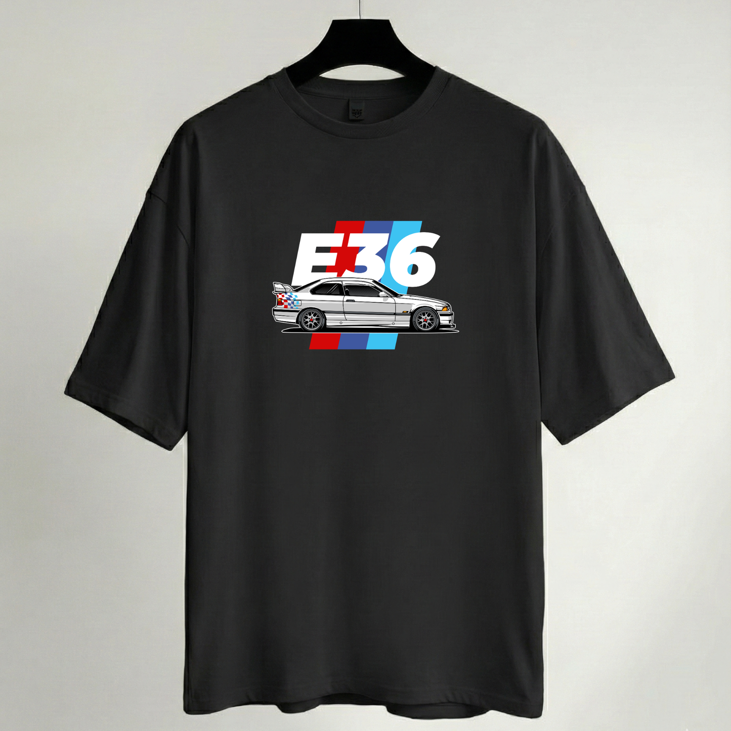 Camiseta Oversize Negra - Colección Motor: Leyendas del Asfalto Coches